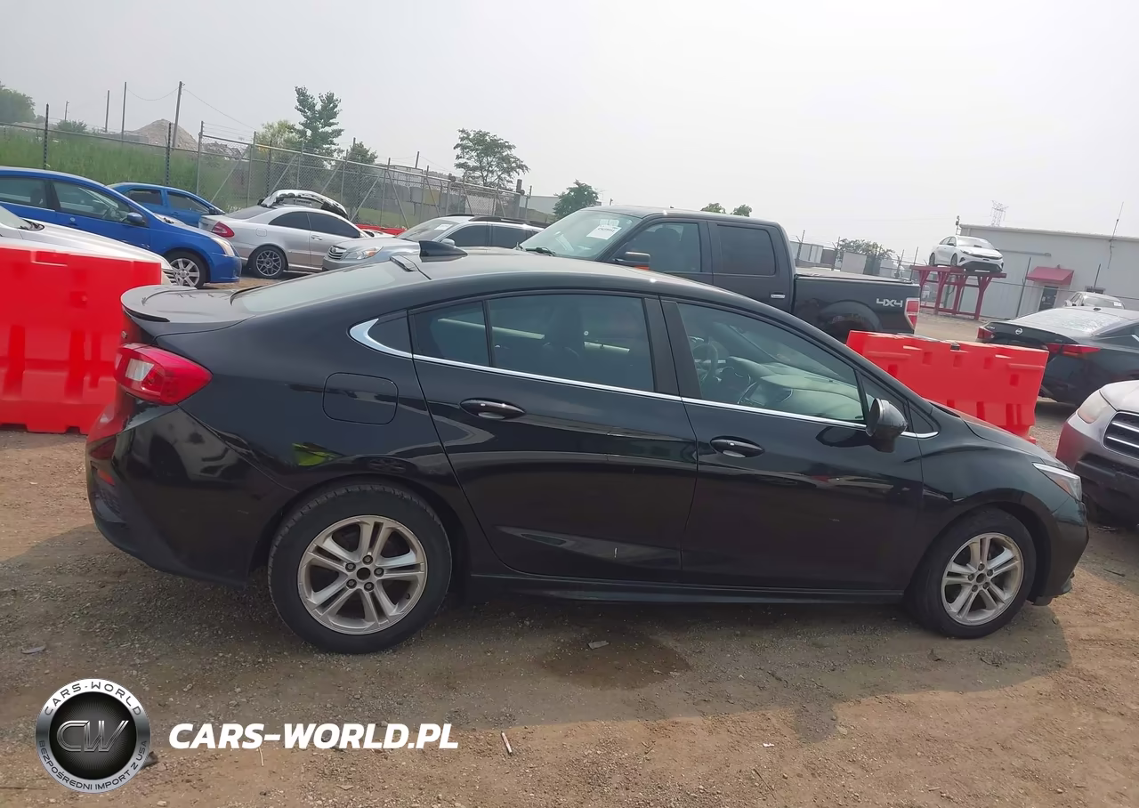 2017 Chevrolet Cruze Lt Auto VIN:1G1BE5SM2H7198485 - 13