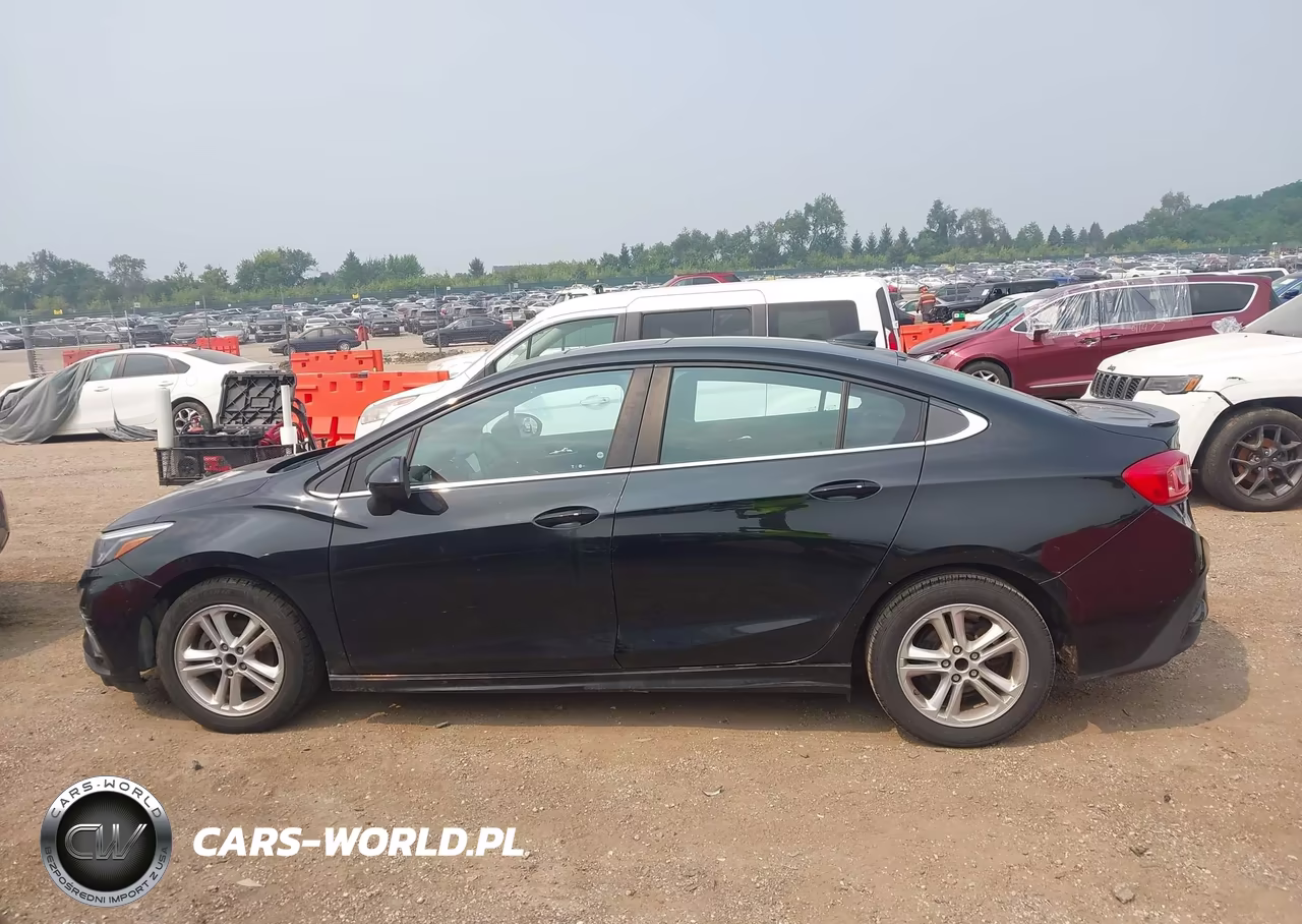 2017 Chevrolet Cruze Lt Auto VIN:1G1BE5SM2H7198485 - 14
