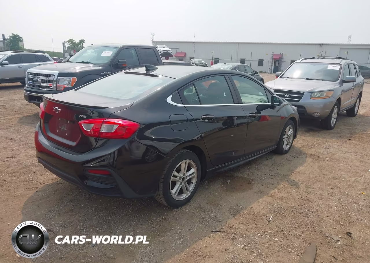 2017 Chevrolet Cruze Lt Auto VIN:1G1BE5SM2H7198485 - 4