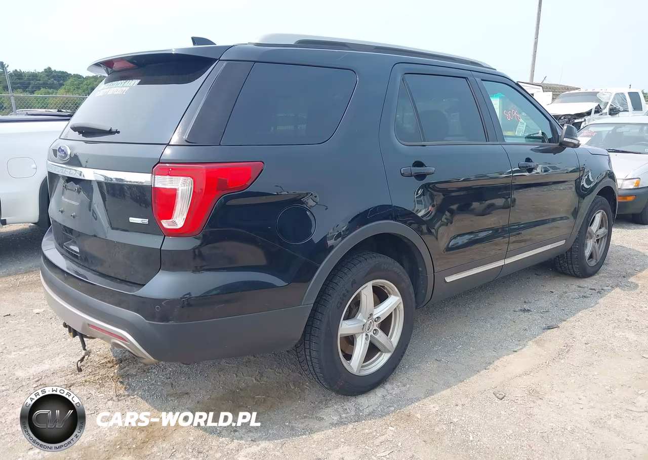 2016 Ford Explorer Xlt VIN:1FM5K8DH1GGC53663 - 4