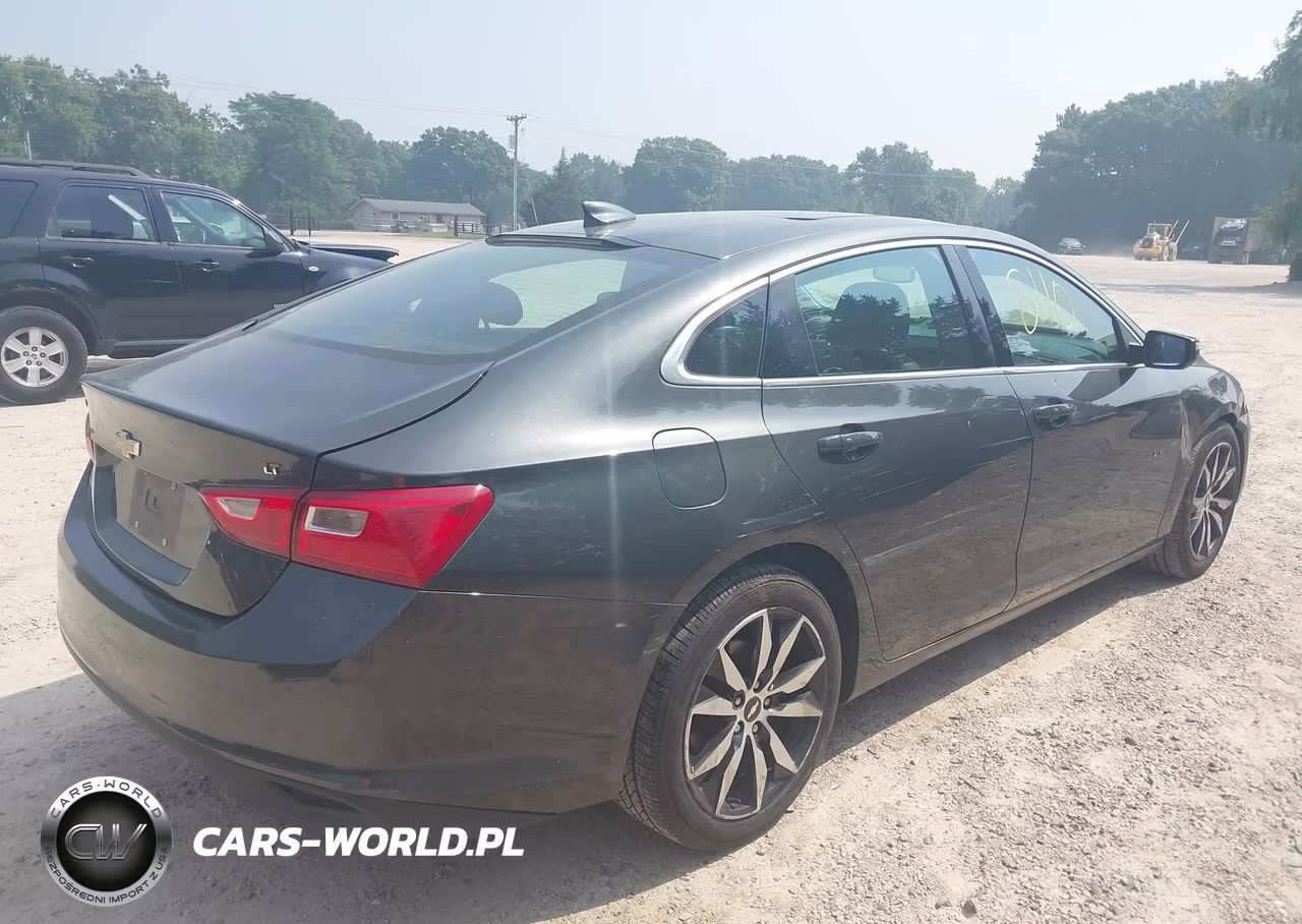 2016 Chevrolet Malibu 1Lt VIN:1G1ZE5ST5GF258110 - 4