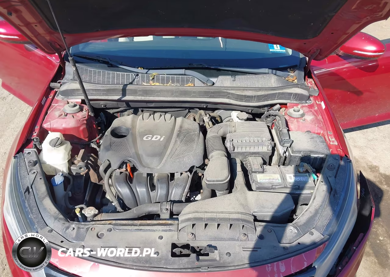 2015 Kia Optima Lx VIN:5XXGM4A76FG368843 - 10