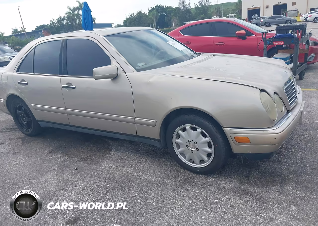 1999 Mercedes-Benz E 320 VIN:WDBJF65H9XA930518 - 12