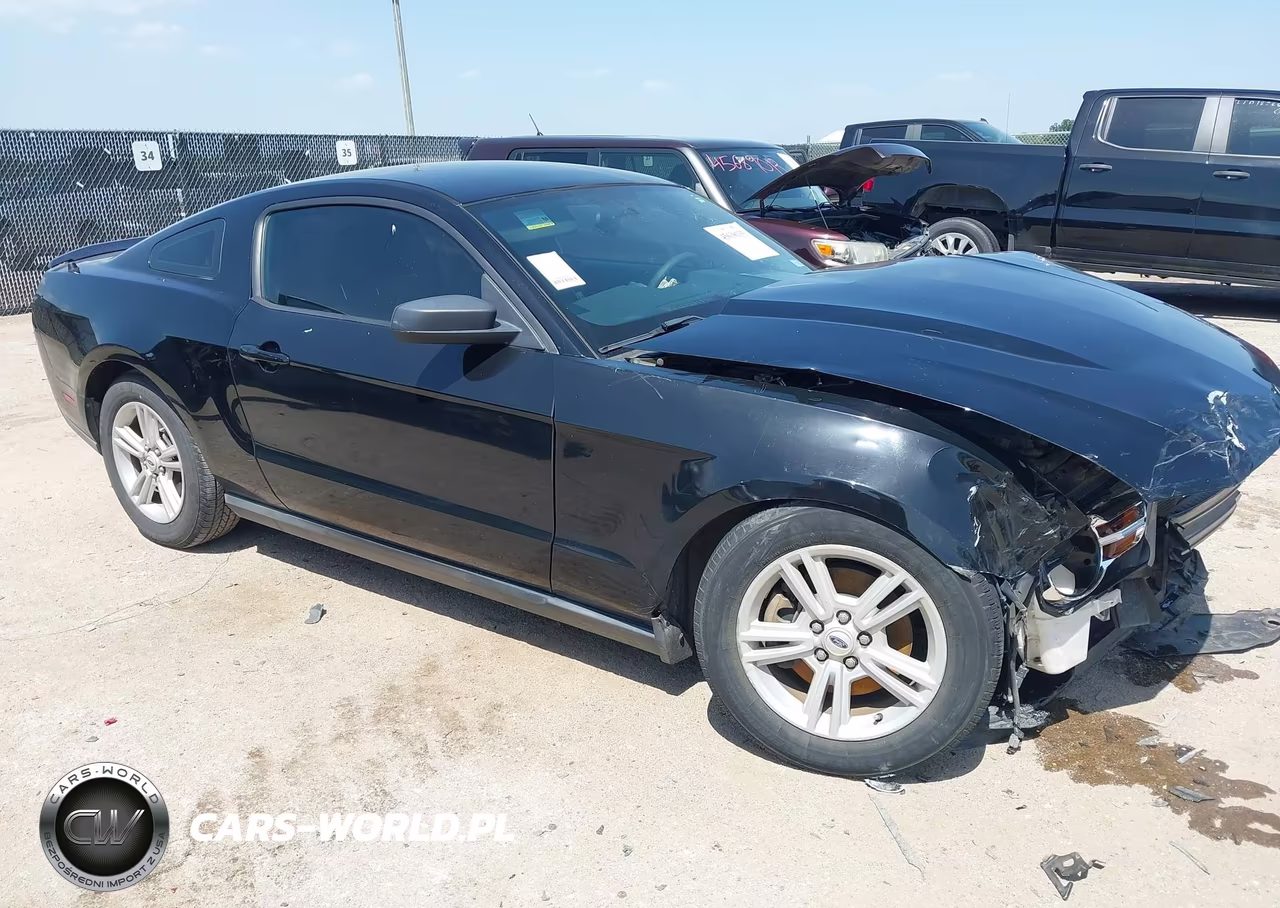 2012 Ford Mustang V6 – zdjęcie 1 z 16