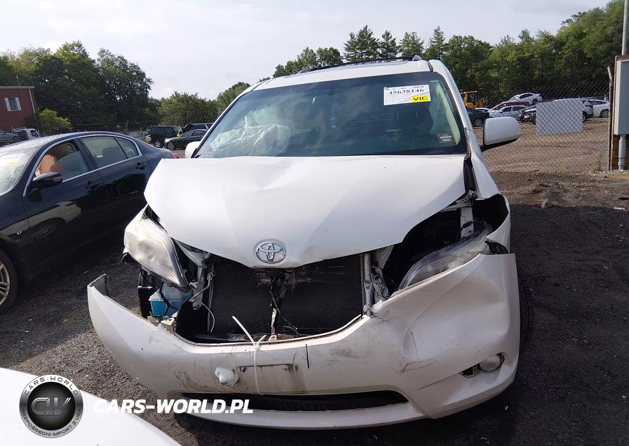 2017 Toyota Sienna Xle Premium 7 Passenger VIN:5TDDZ3DC9HS164076 - 12