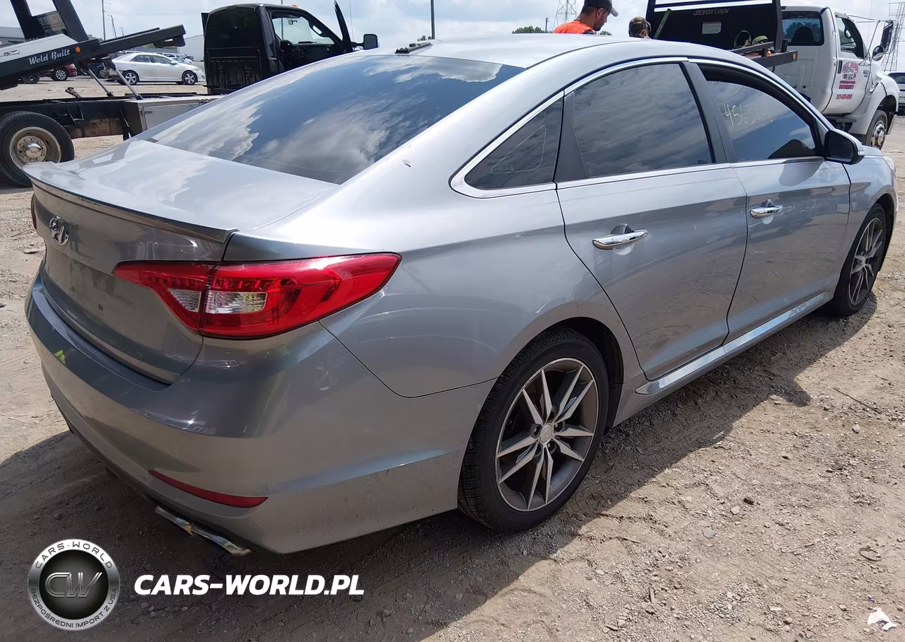 2015 Hyundai Sonata Sport 2.0T VIN:5NPE34AB3FH087943 - 4
