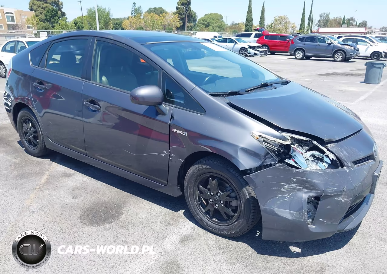 2013 Toyota Prius Four – zdjęcie 1 z 16