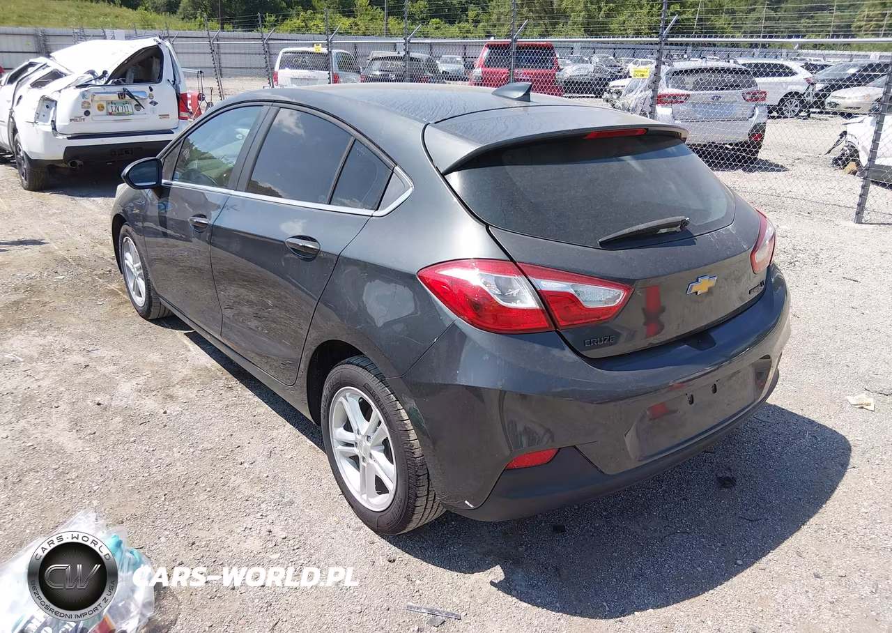 2018 Chevrolet Cruze Lt Auto VIN:3G1BE6SM0JS524104 - 3