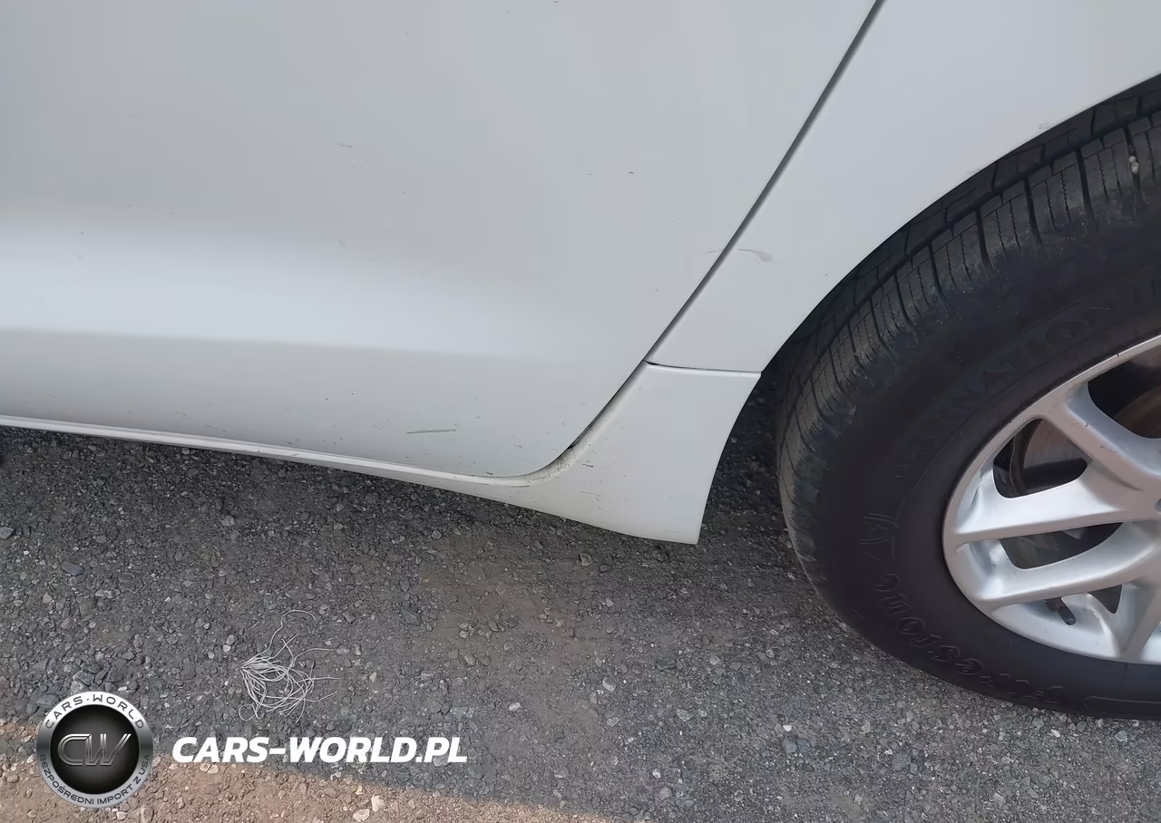 2022 Chrysler Voyager Lx VIN:2C4RC1CG1NR146692 - 13