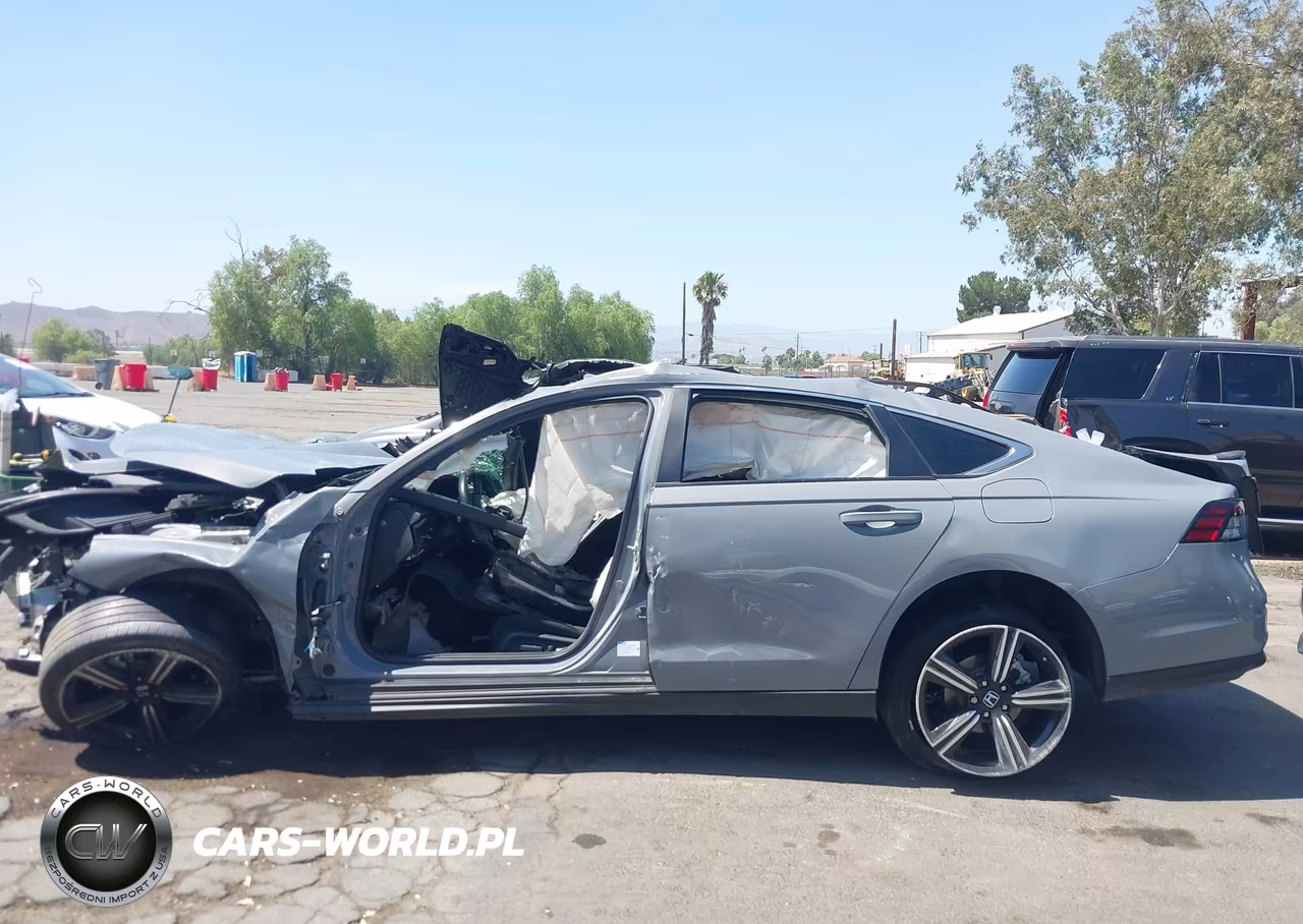 2024 Honda Accord Hybrid Sport VIN:1HGCY2F5XRA021922 - 13