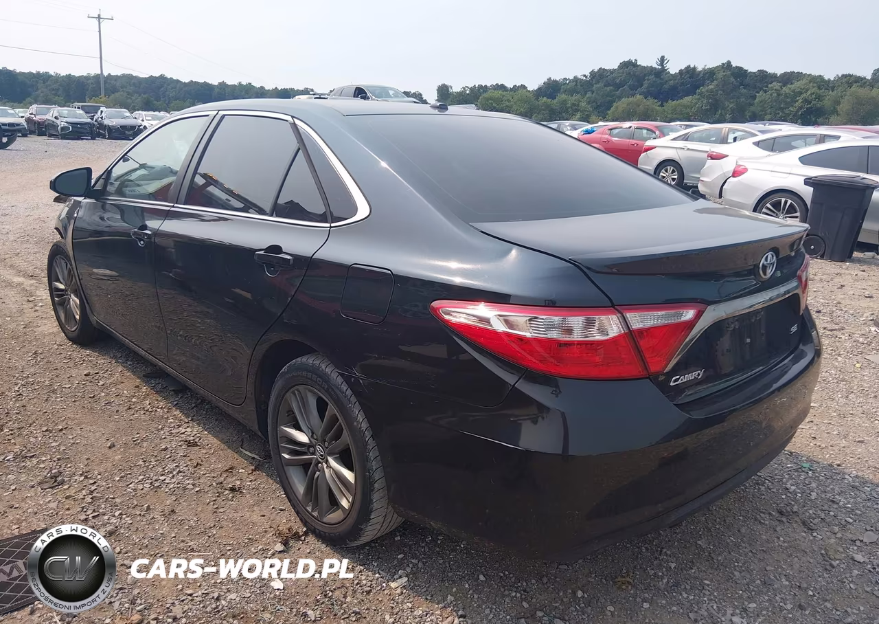 2016 Toyota Camry Se VIN:4T1BF1FK6GU548850 - 3