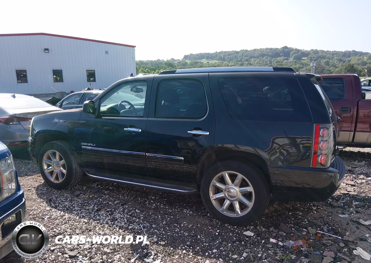 2011 GMC Yukon Denali VIN:1GKS2EEF8BR114389 - 14