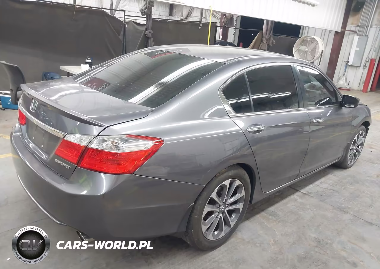 2015 Honda Accord Sport VIN:1HGCR2F50FA222740 - 4