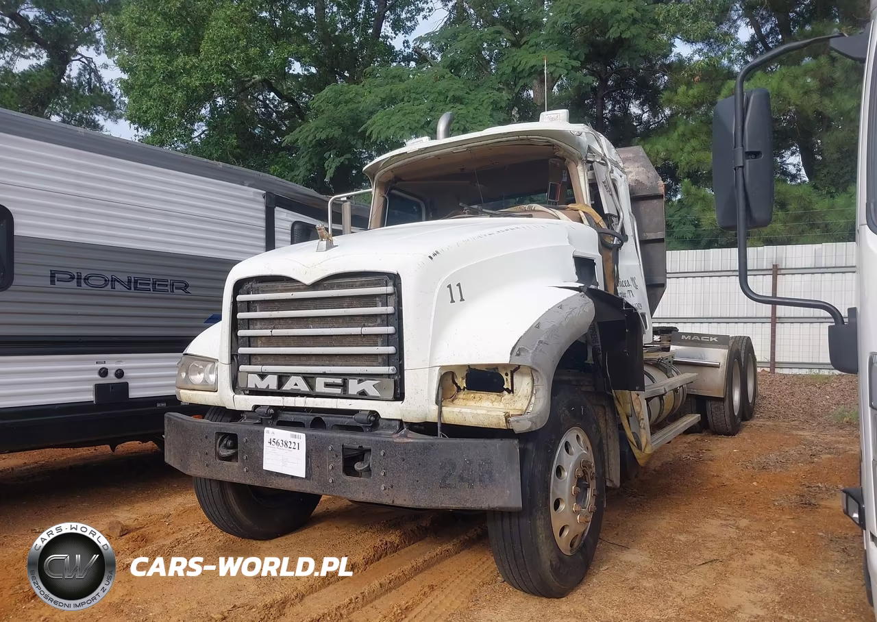 2015 Mack 700 Gu700 VIN:1M1AX09YXFM024185 - 2
