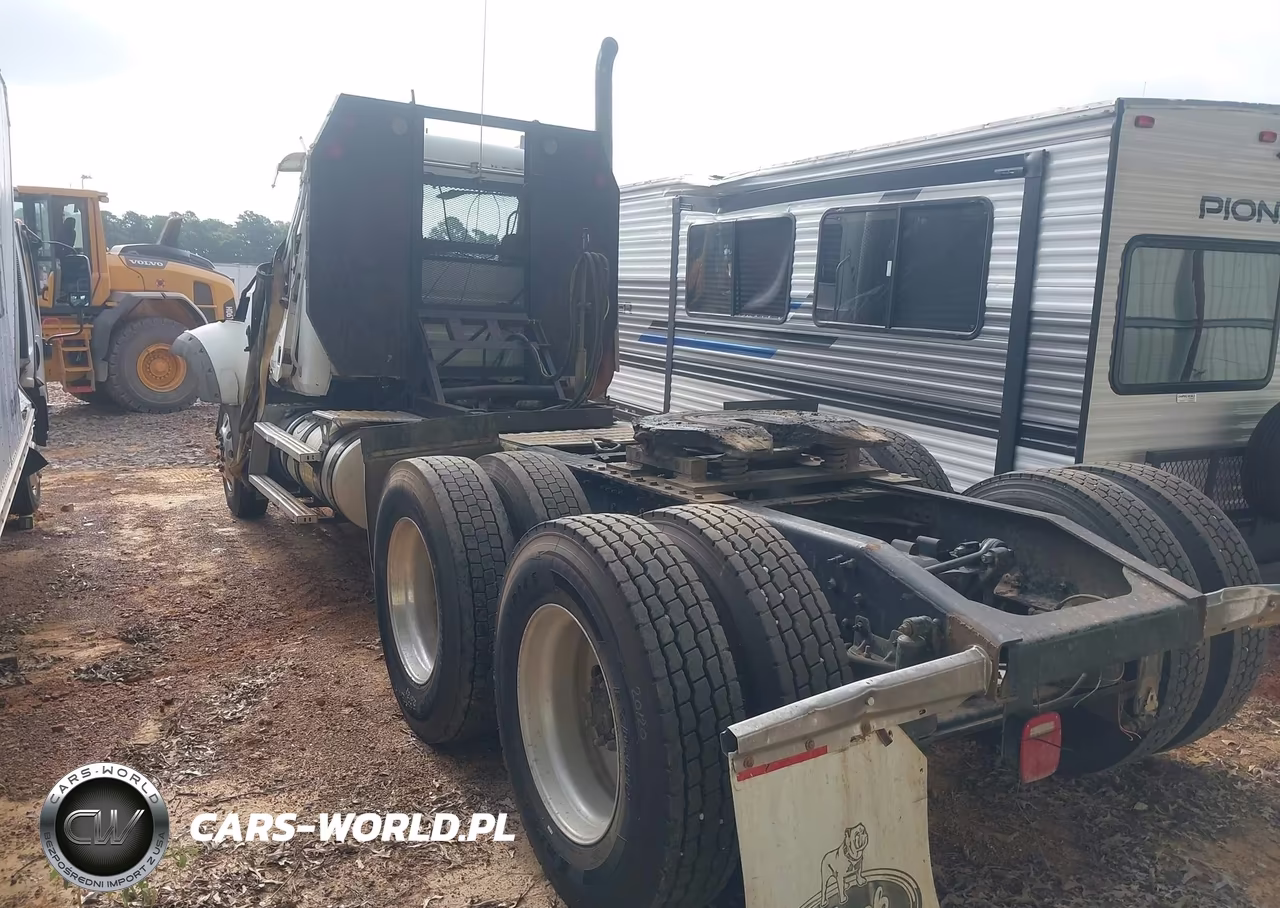 2015 Mack 700 Gu700 VIN:1M1AX09YXFM024185 - 3