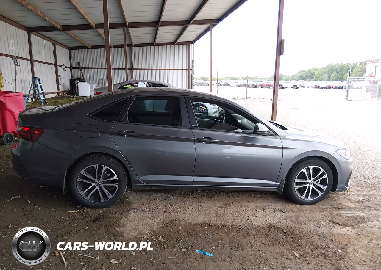 2025 Volkswagen Jetta 1.5T Sport VIN:3VWBX7BU6SM105426 - 13