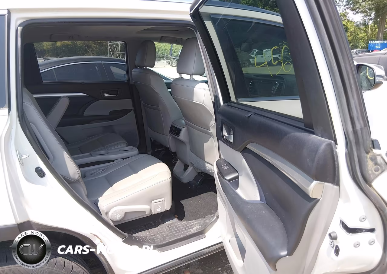 2015 Toyota Highlander Xle V6 VIN:5TDJKRFH0FS076663 - 8
