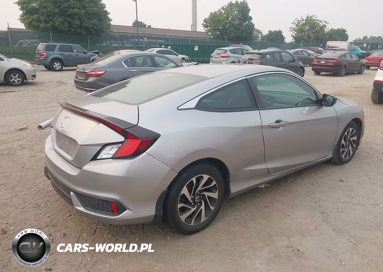 2017 Honda Civic Lx-P VIN:2HGFC4B0XHH302703 - 4