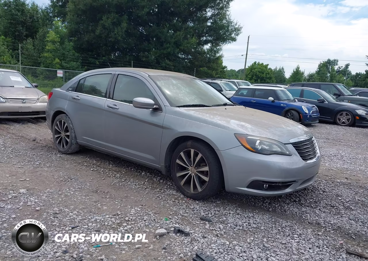 2014 Chrysler 200 Touring VIN:1C3CCBBG9EN120002 - 1