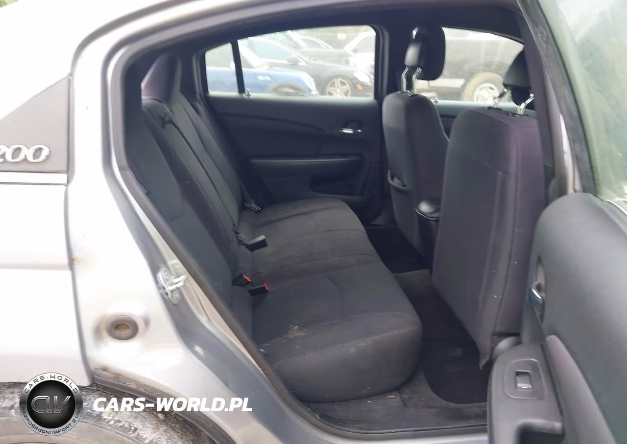 2014 Chrysler 200 Touring VIN:1C3CCBBG9EN120002 - 8