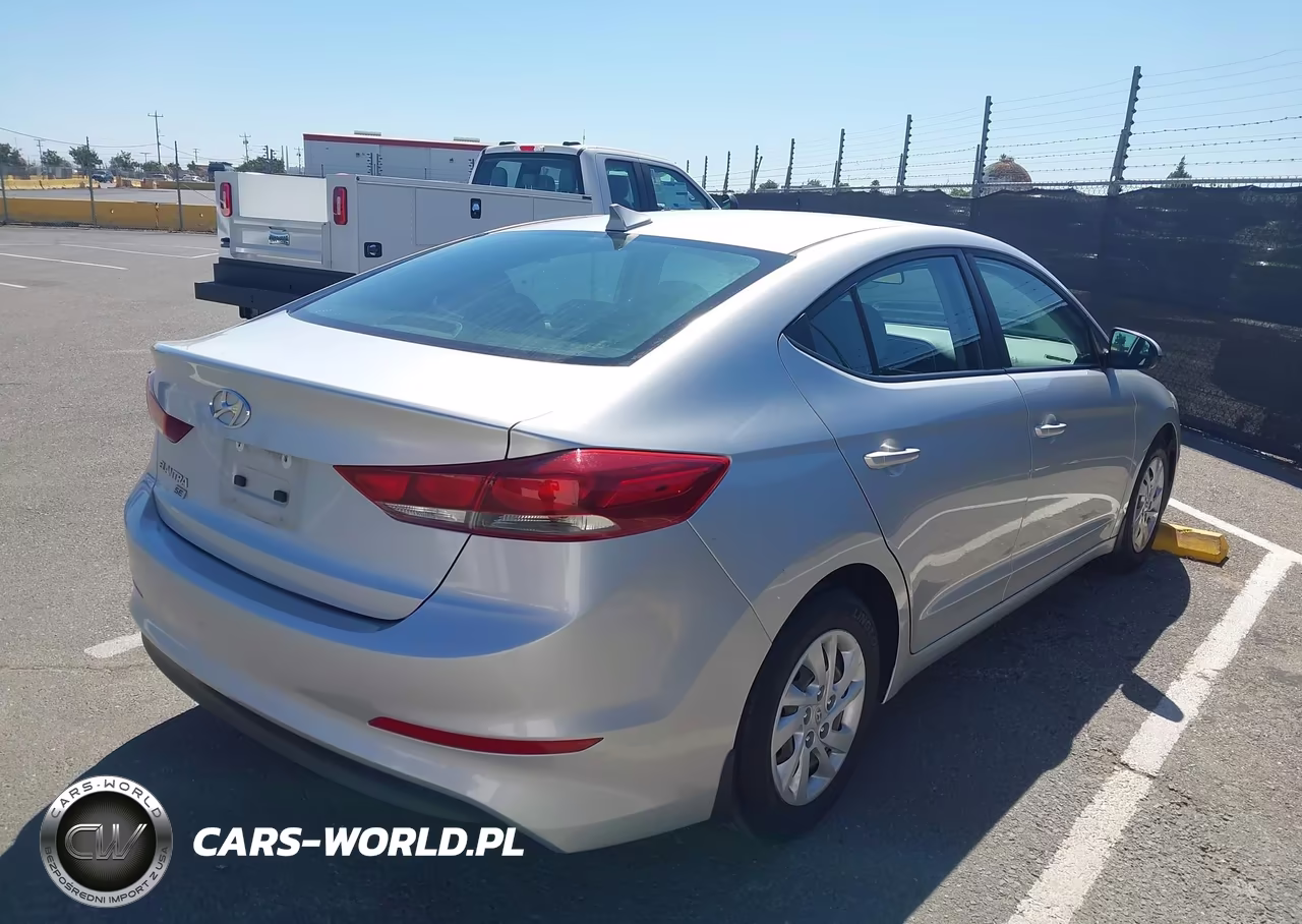 2017 Hyundai Elantra Se VIN:5NPD74LF1HH189003 - 4