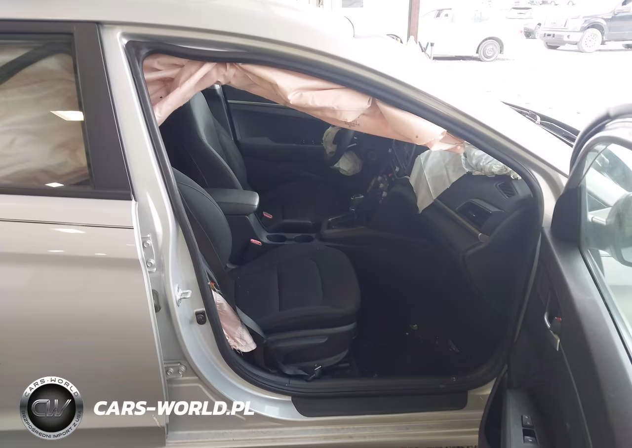 2020 Hyundai Elantra Se VIN:5NPD74LF4LH498151 - 5