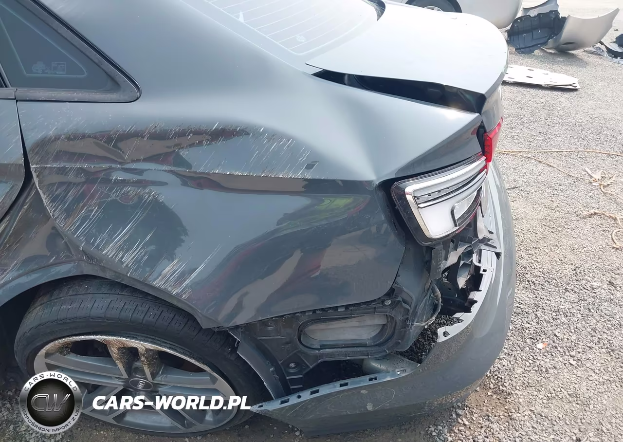 2018 Audi A3 2.0T Premium VIN:WAUB8GFF2J1038375 - 14