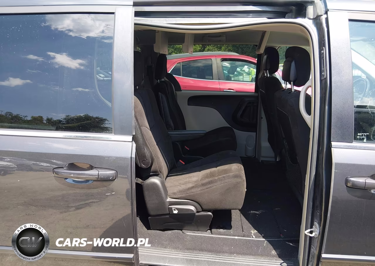 2012 Dodge Grand Caravan Crew VIN:2C4RDGDG0CR296935 - 8