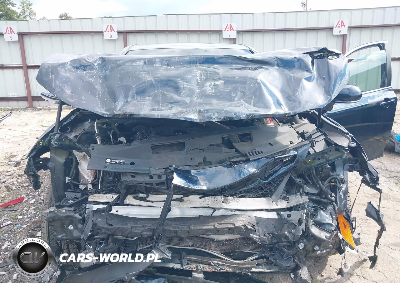 2018 Toyota Camry Se VIN:4T1B11HK8JU518588 - 10