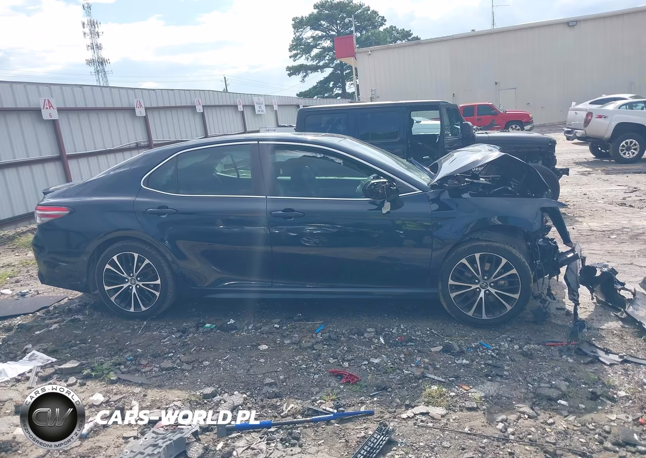2018 Toyota Camry Se VIN:4T1B11HK8JU518588 - 12