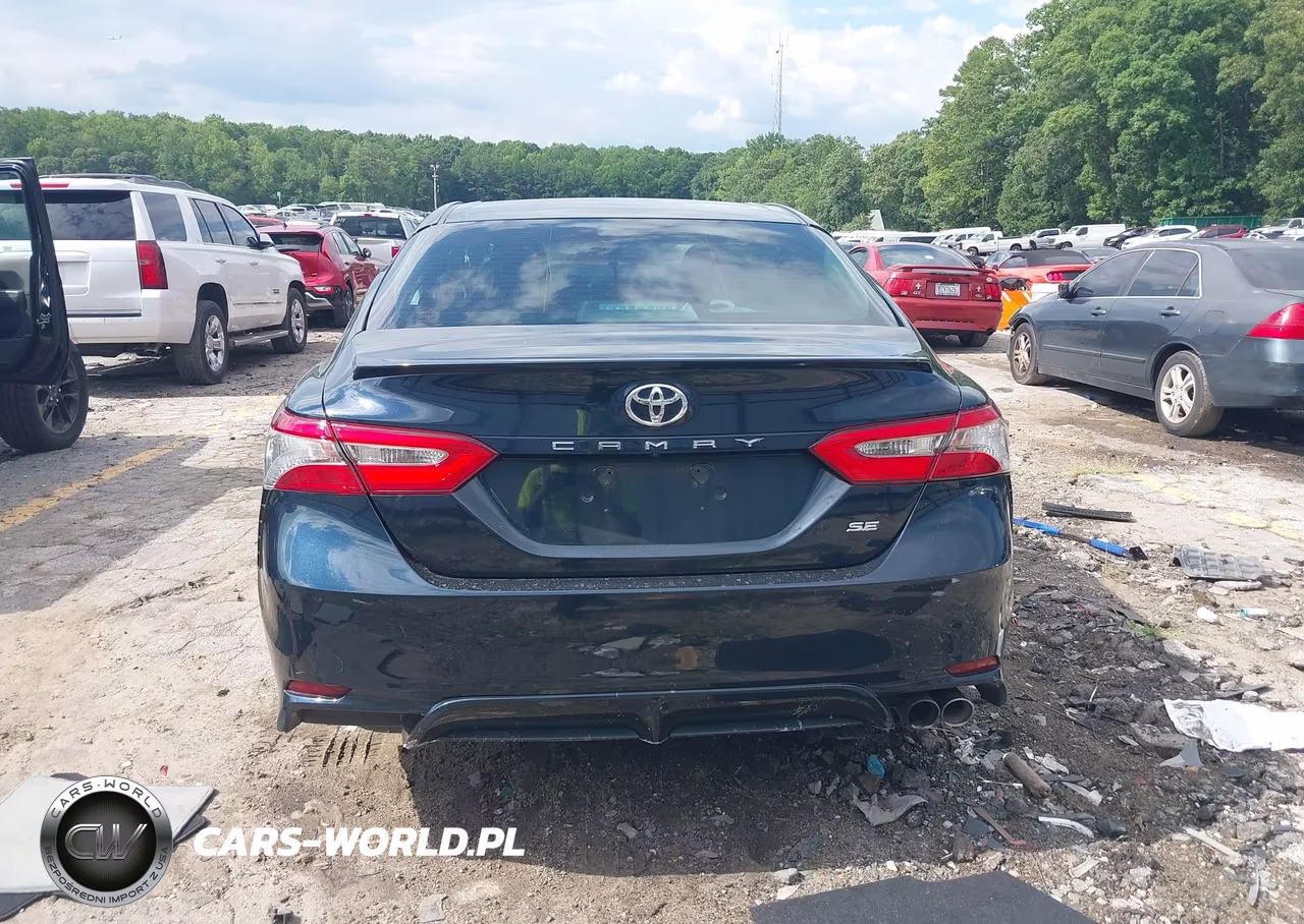 2018 Toyota Camry Se VIN:4T1B11HK8JU518588 - 15