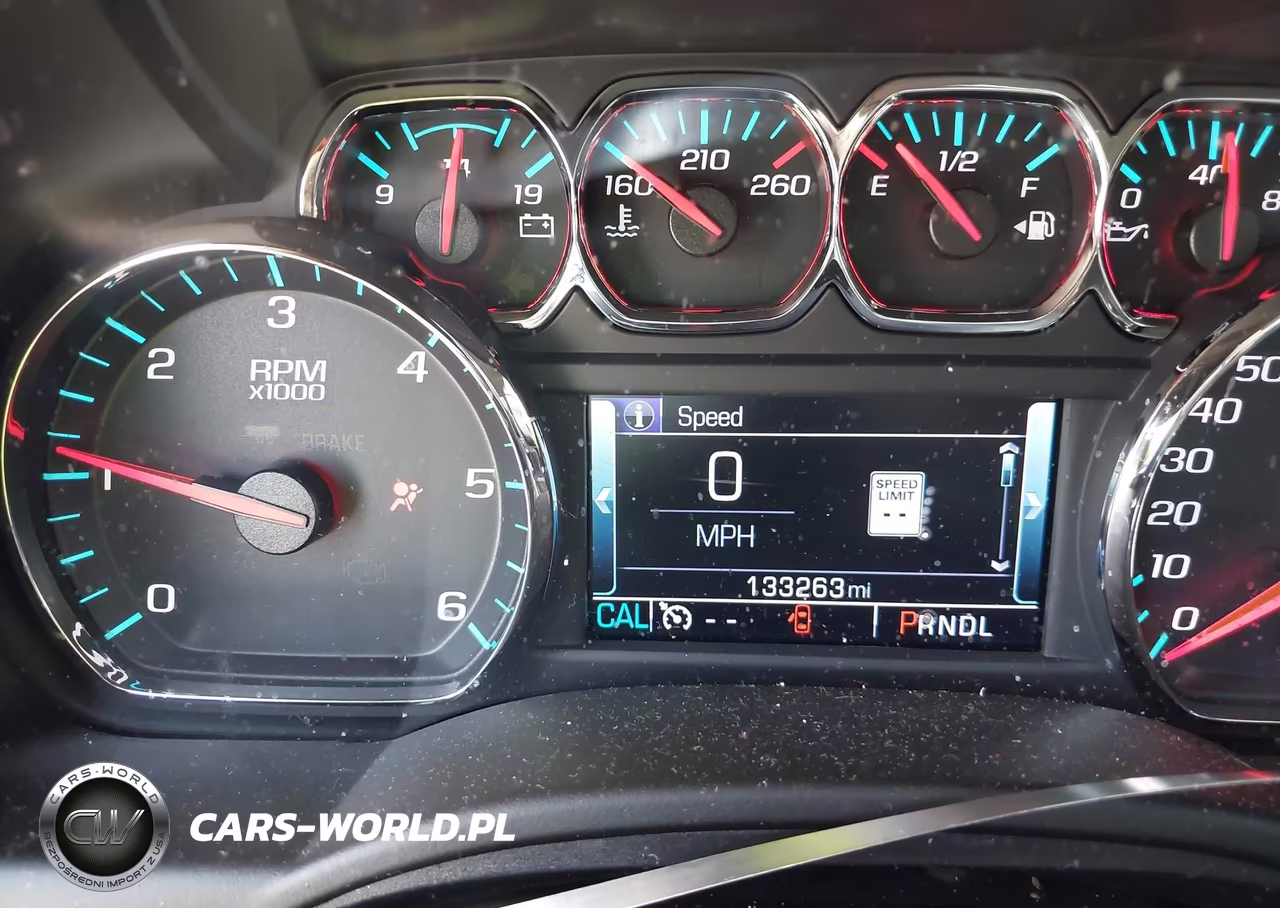 2017 Chevrolet Tahoe Lt VIN:1GNSCBKC2HR137328 - 7