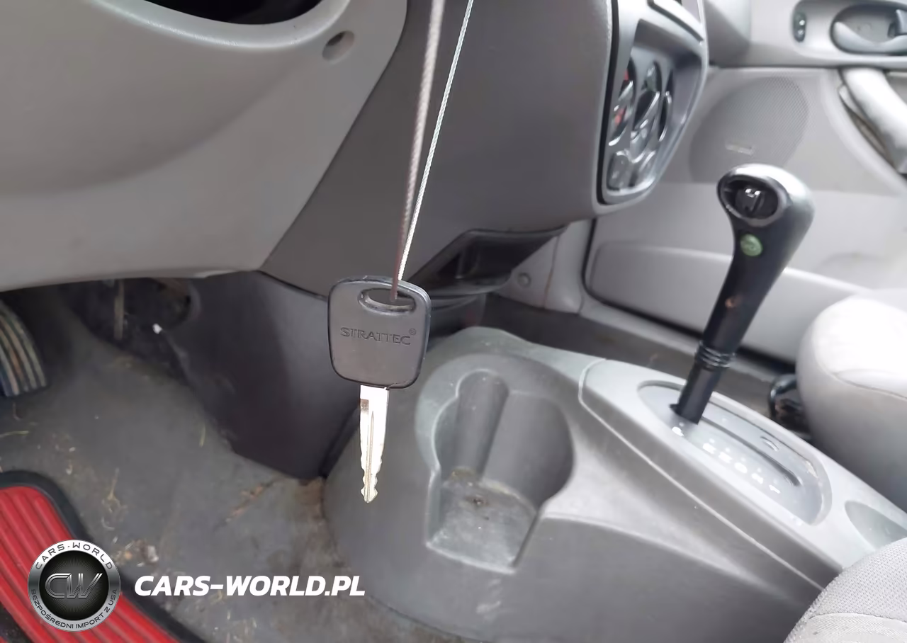 2005 Ford Focus Zx4 VIN:1FAFP34NX5W279366 - 11