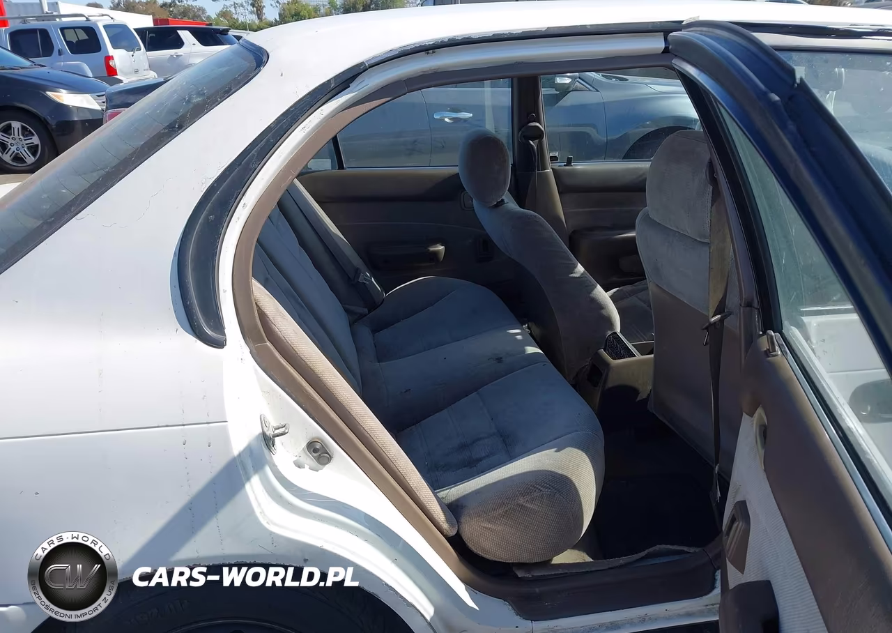 1996 Toyota Corolla Dx VIN:1NXBB02E3TZ400073 - 8