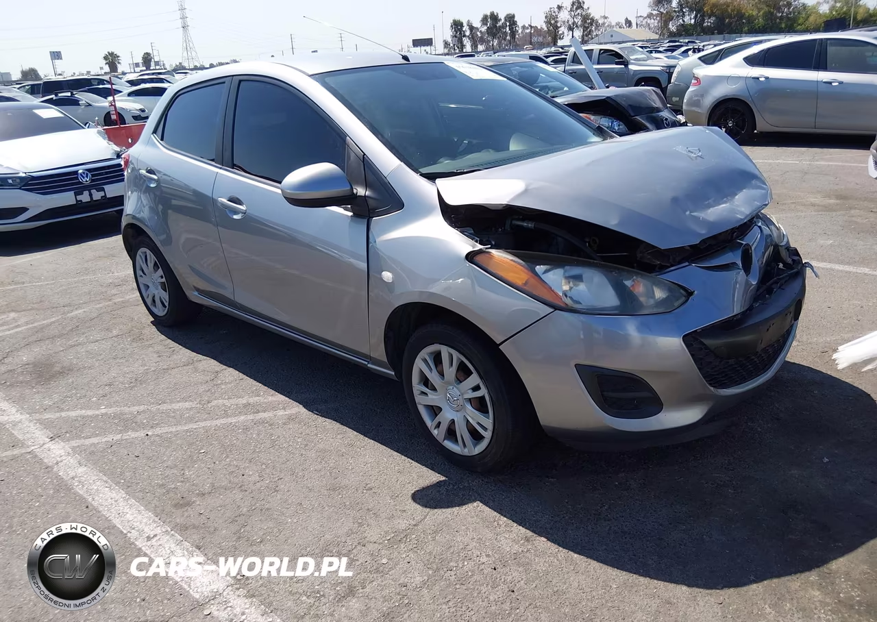 2013 Mazda Mazda2 Sport VIN:JM1DE1KZ8D0166115 - 1
