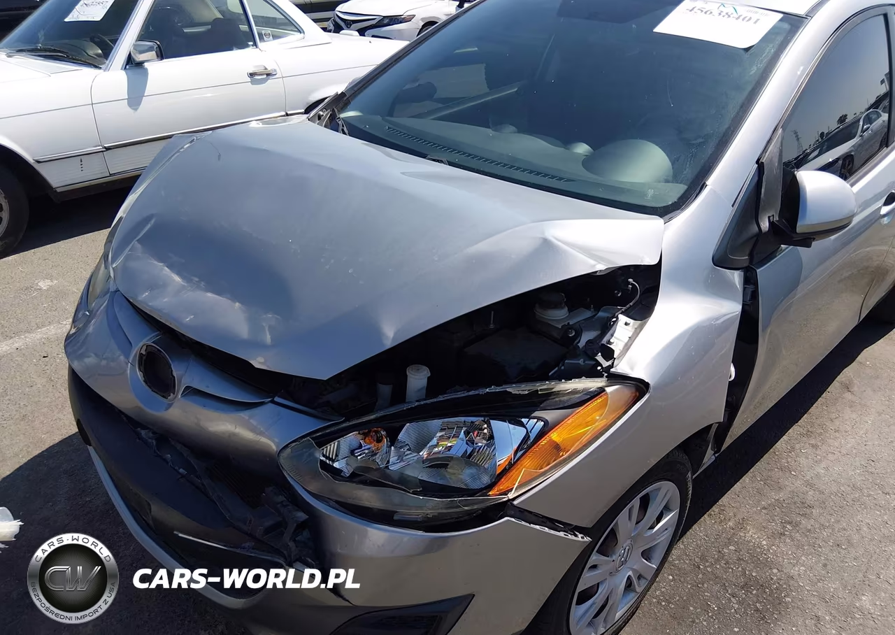 2013 Mazda Mazda2 Sport VIN:JM1DE1KZ8D0166115 - 6