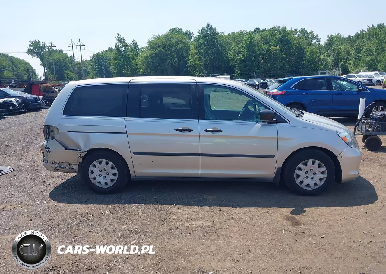 2005 Honda Odyssey Lx VIN:5FNRL38225B103693 - 13