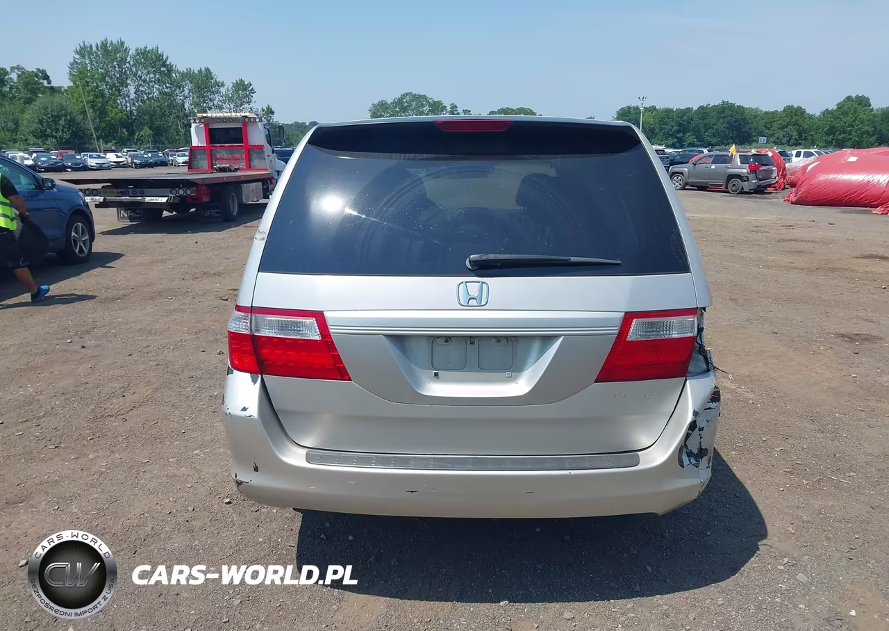 2005 Honda Odyssey Lx VIN:5FNRL38225B103693 - 16