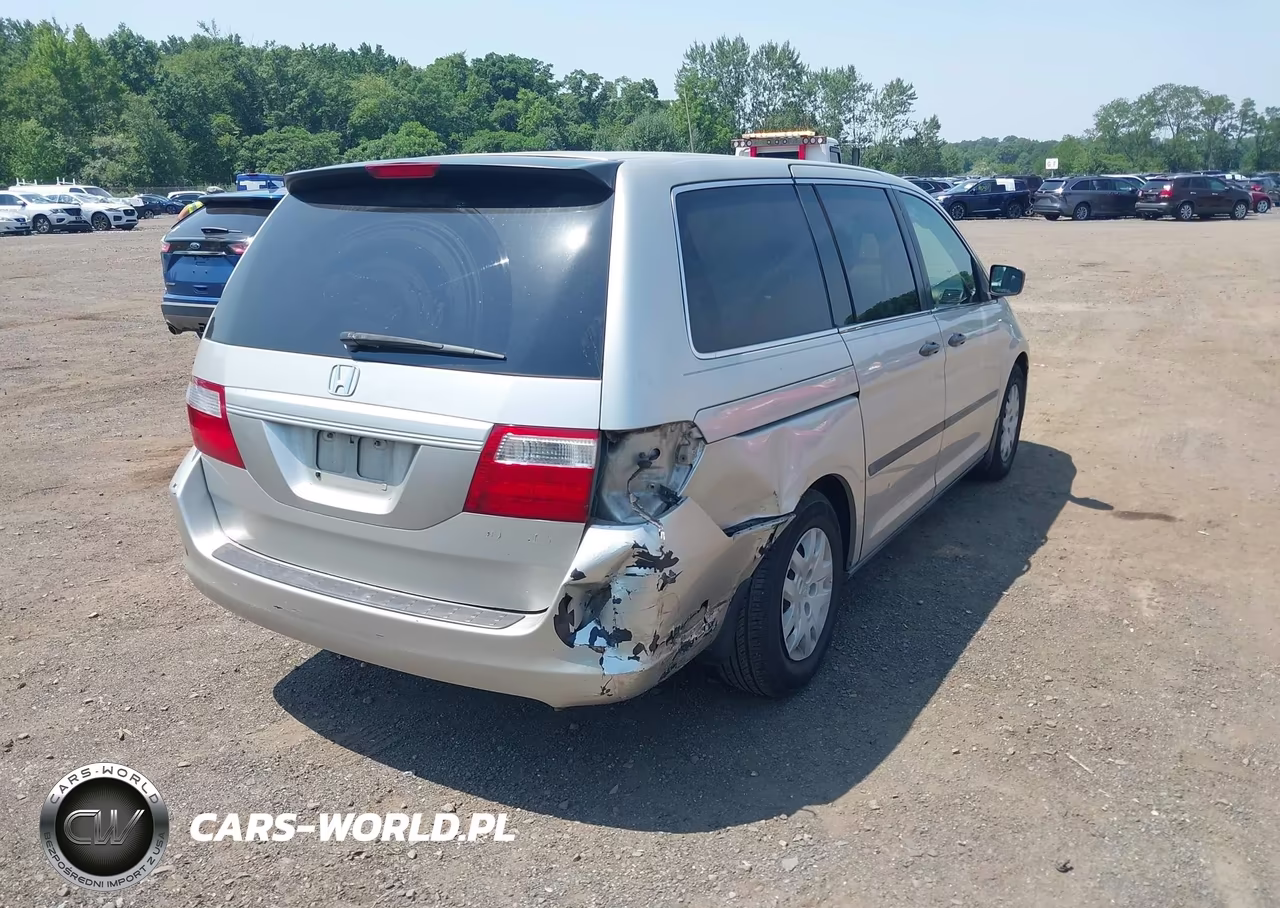 2005 Honda Odyssey Lx VIN:5FNRL38225B103693 - 17