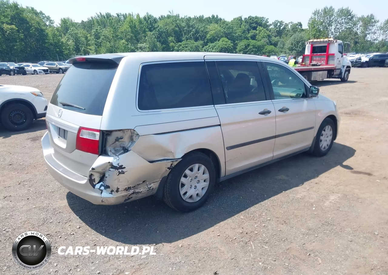 2005 Honda Odyssey Lx VIN:5FNRL38225B103693 - 6