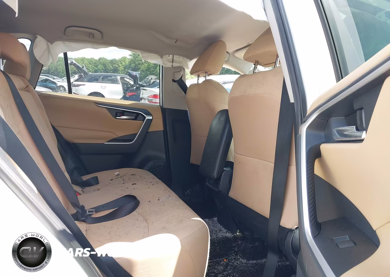 2021 Toyota Rav4 Xle VIN:2T3W1RFV3MC167387 - 8
