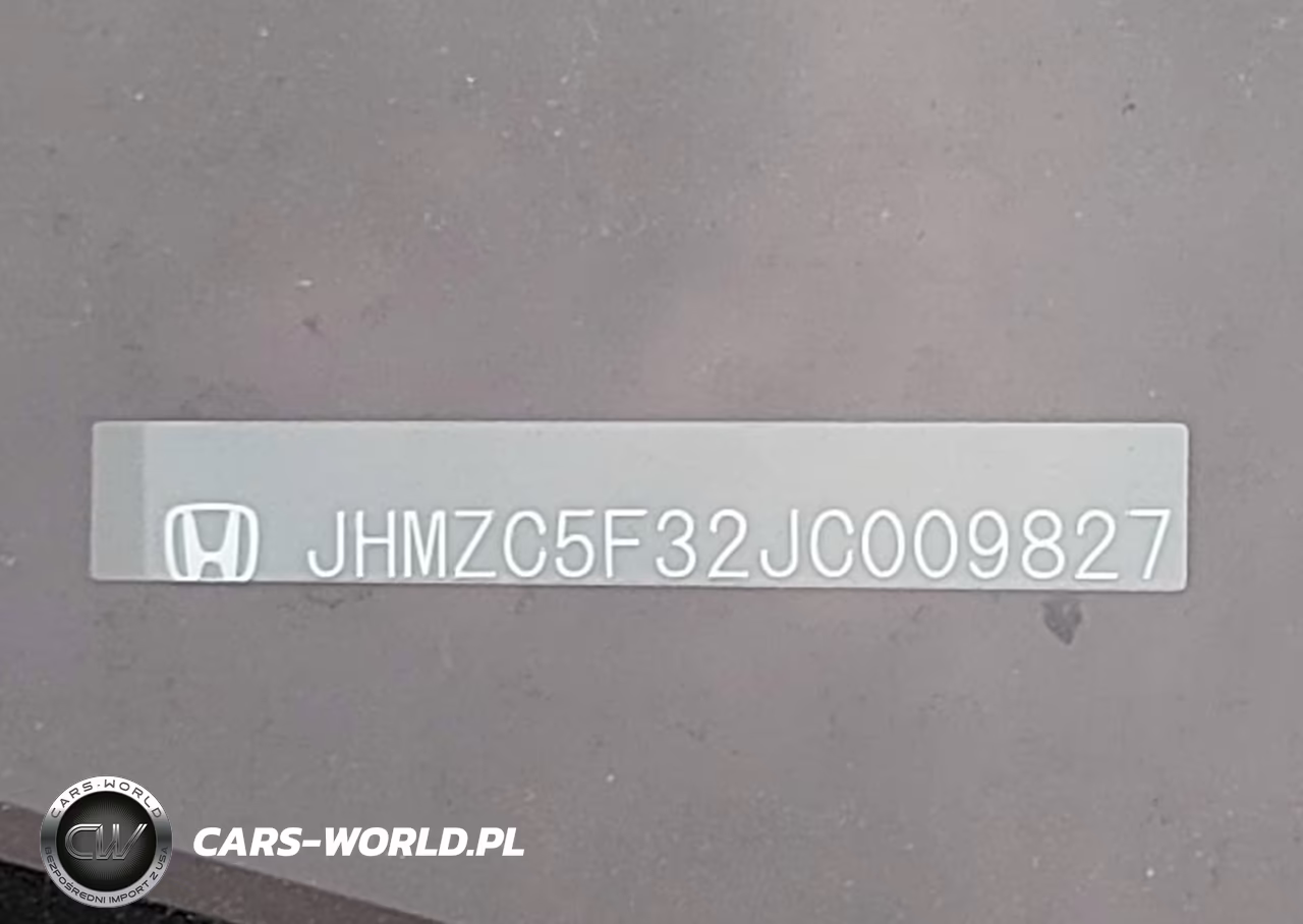 2018 Honda Clarity Plug-In Hybrid Touring VIN:JHMZC5F32JC009827 - 17