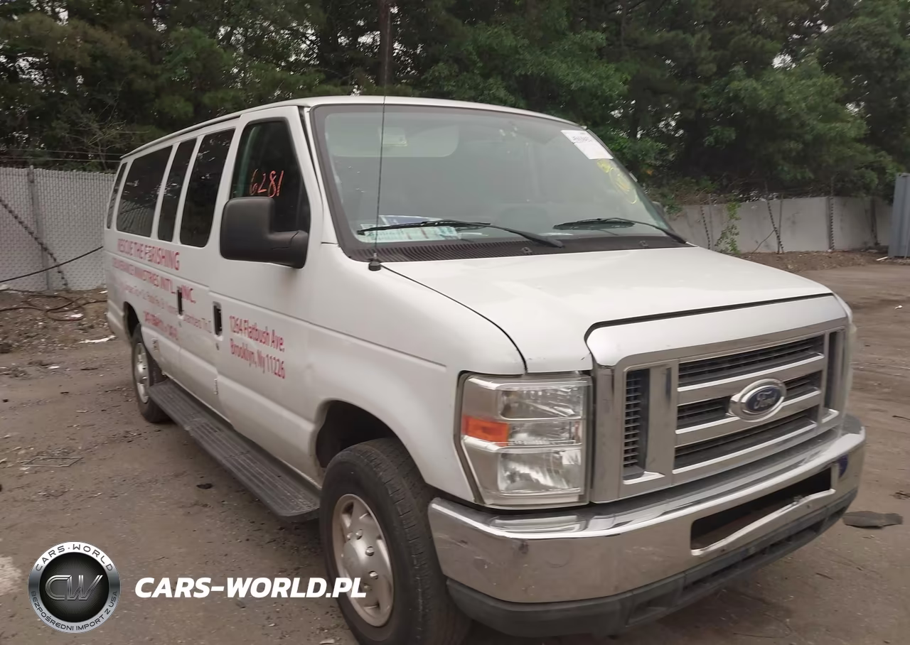 2011 Ford E-350 Super Duty Xlt