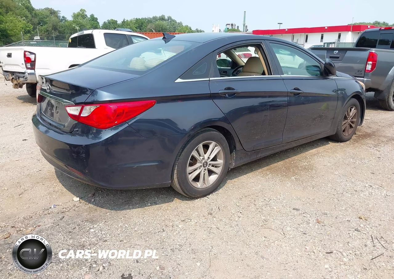 2013 Hyundai Sonata Gls VIN:5NPEB4AC0DH791977 - 4