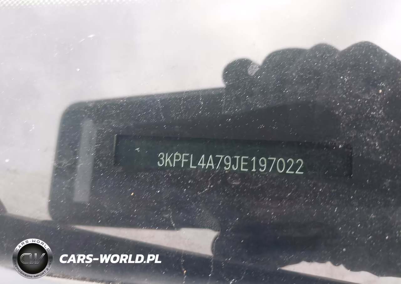 2018 Kia Forte Lx VIN:3KPFL4A79JE197022 - 9