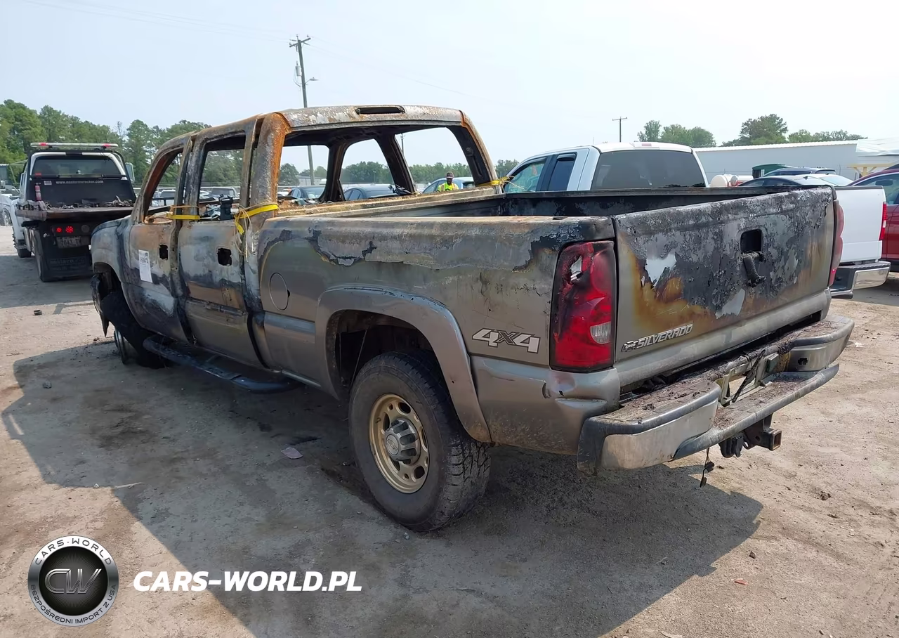 2007 Chevrolet Silverado 2500Hd Classic Lt3 VIN:1GCHK23D77F188675 - 3