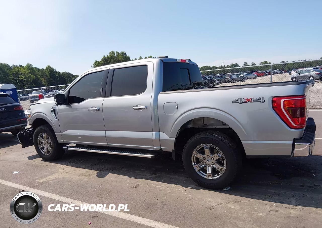 2023 Ford F-150 Xlt VIN:1FTFW1E80PKF92429 - 15
