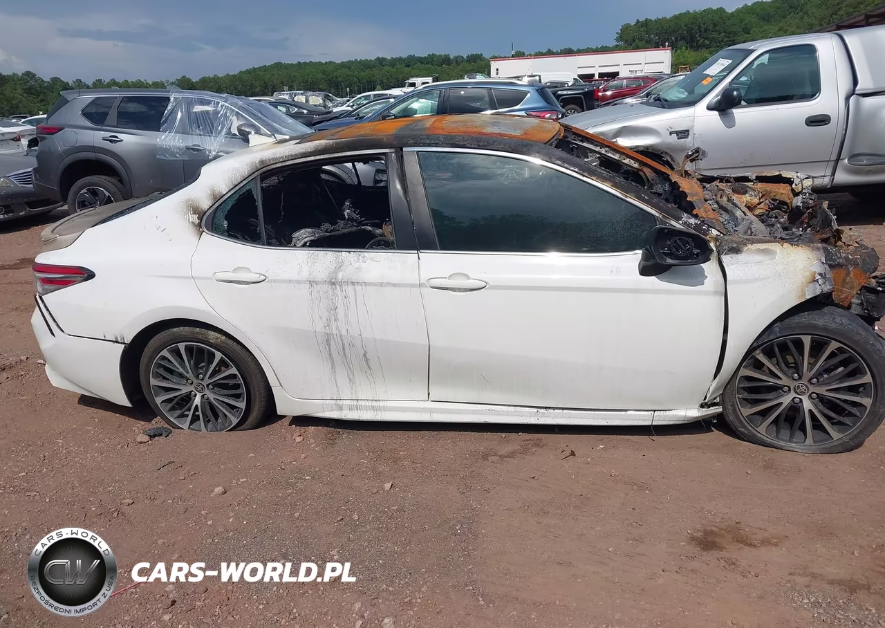 2020 Toyota Camry Se VIN:4T1G11AK6LU502795 - 12