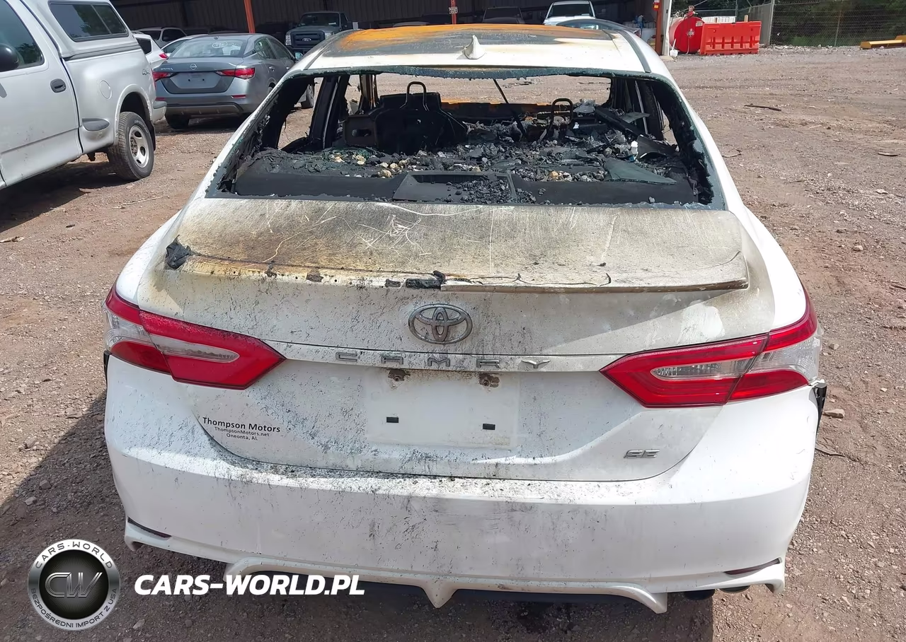 2020 Toyota Camry Se VIN:4T1G11AK6LU502795 - 15