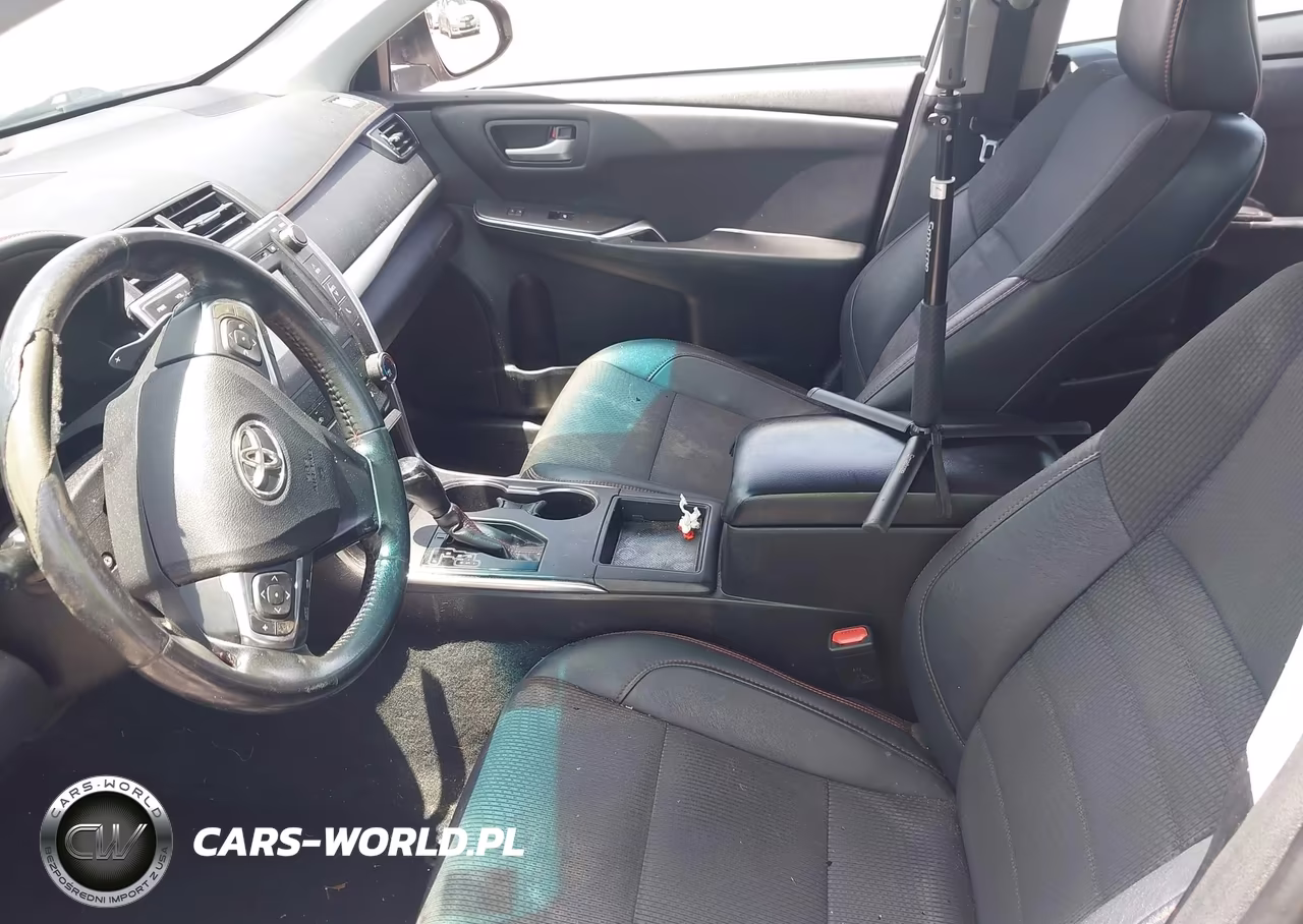 2017 Toyota Camry Se VIN:4T1BF1FK3HU285024 - 5